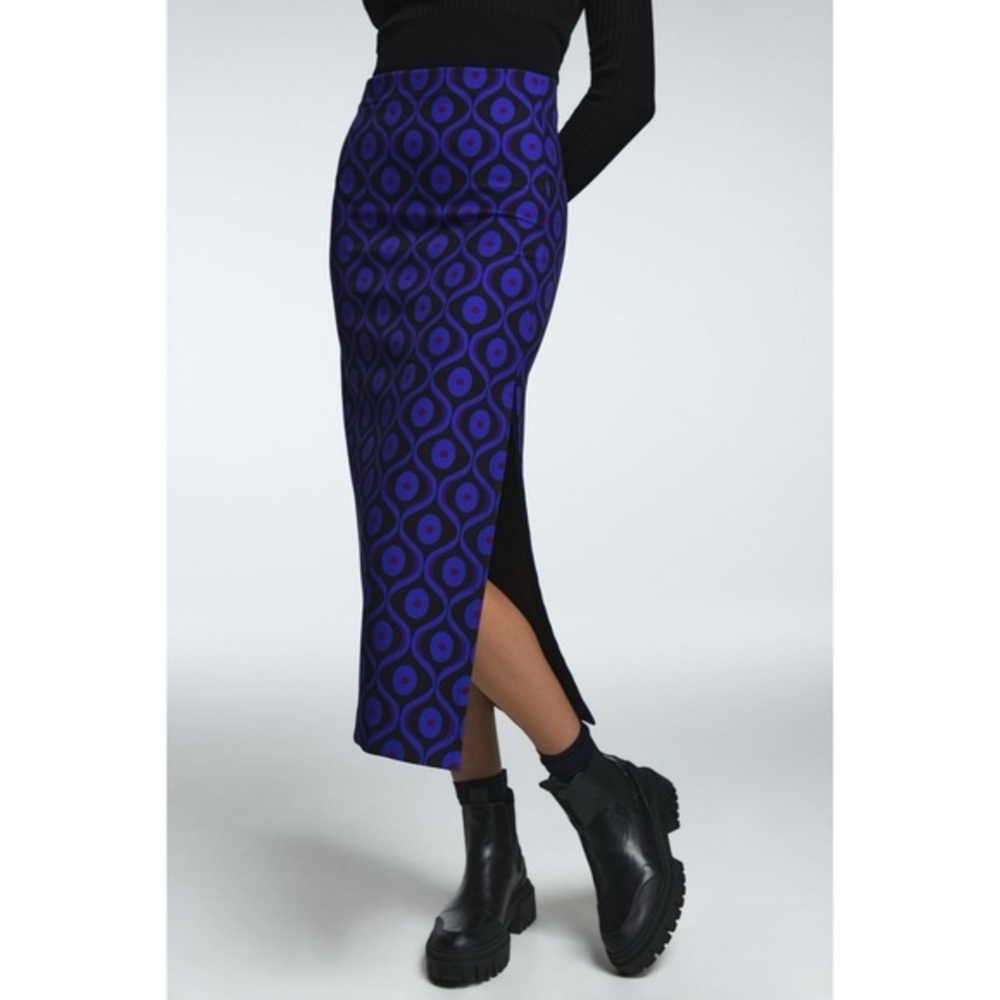 Zara blue and black geo printed longer skirt S - Picture 2 of 6